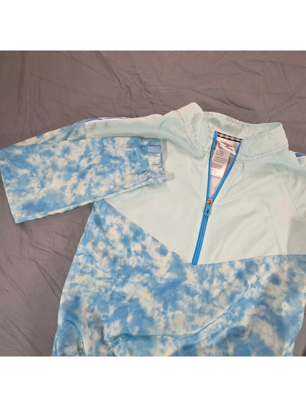 Umbro half-zip pullover windbreaker
